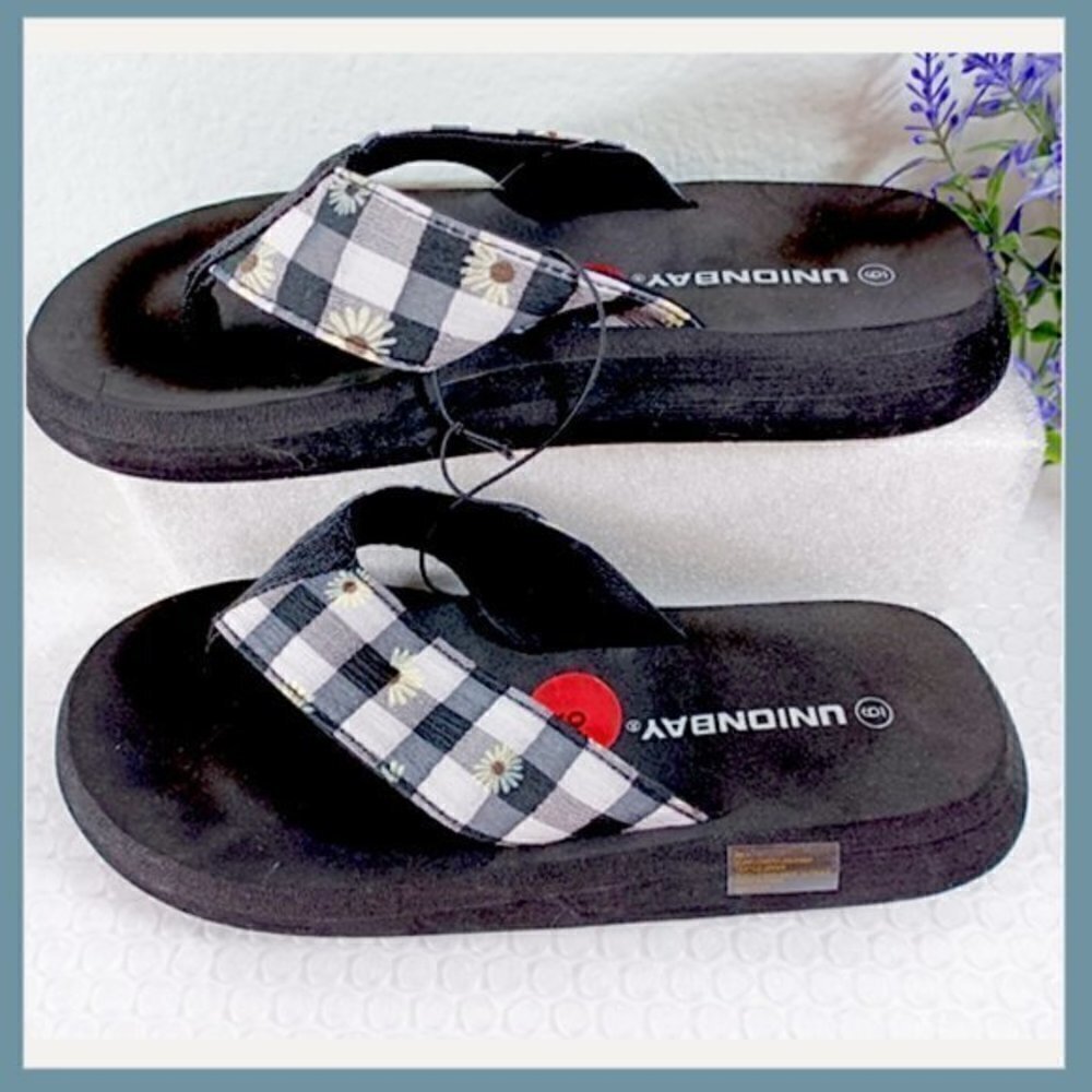 ☀️ Unionbay Sunflower Thong Sandals – Size 6 ☀️ - Picture 6 of 8